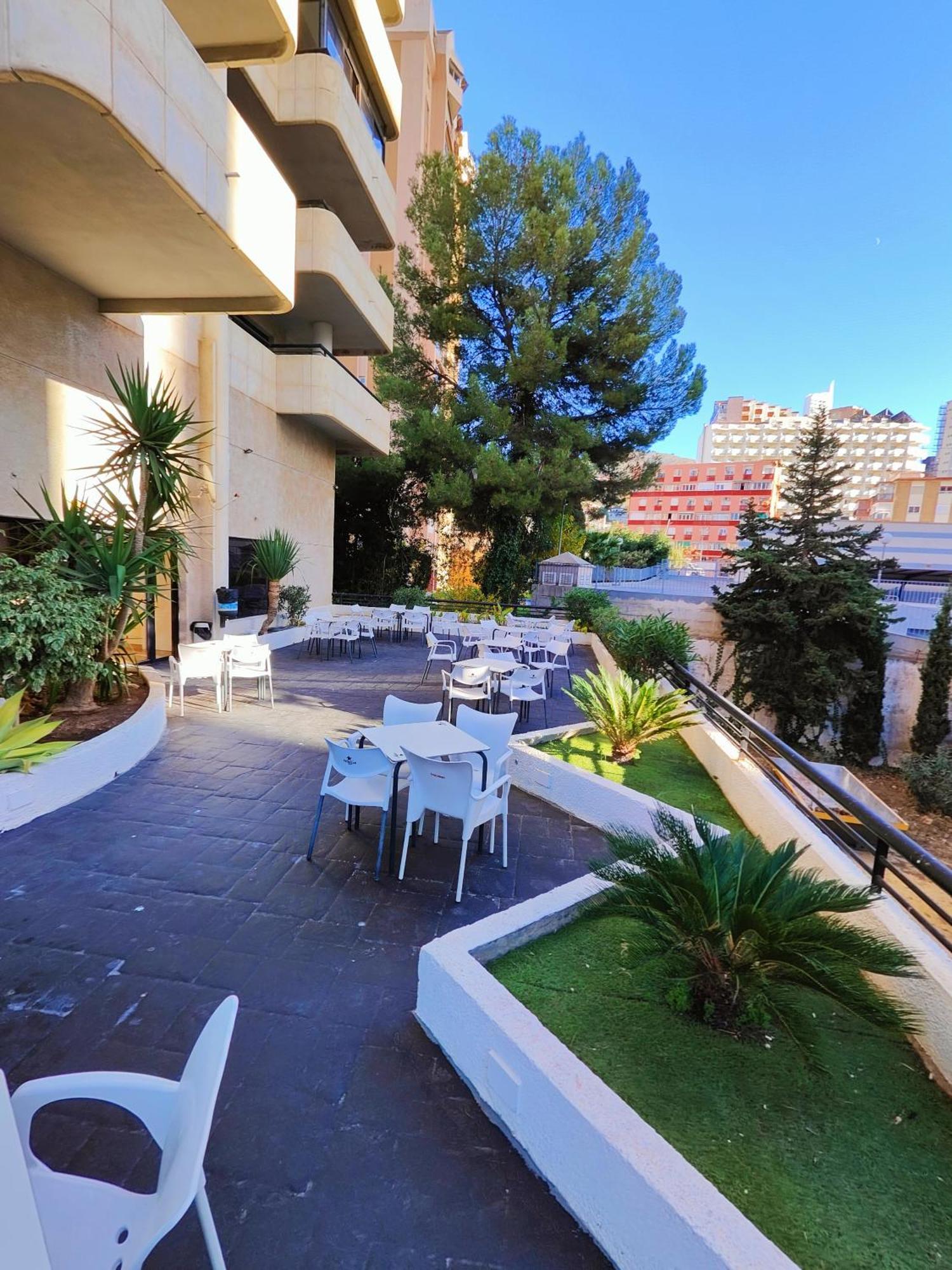Playa Levante Lux Mar Бенидорм Экстерьер фото