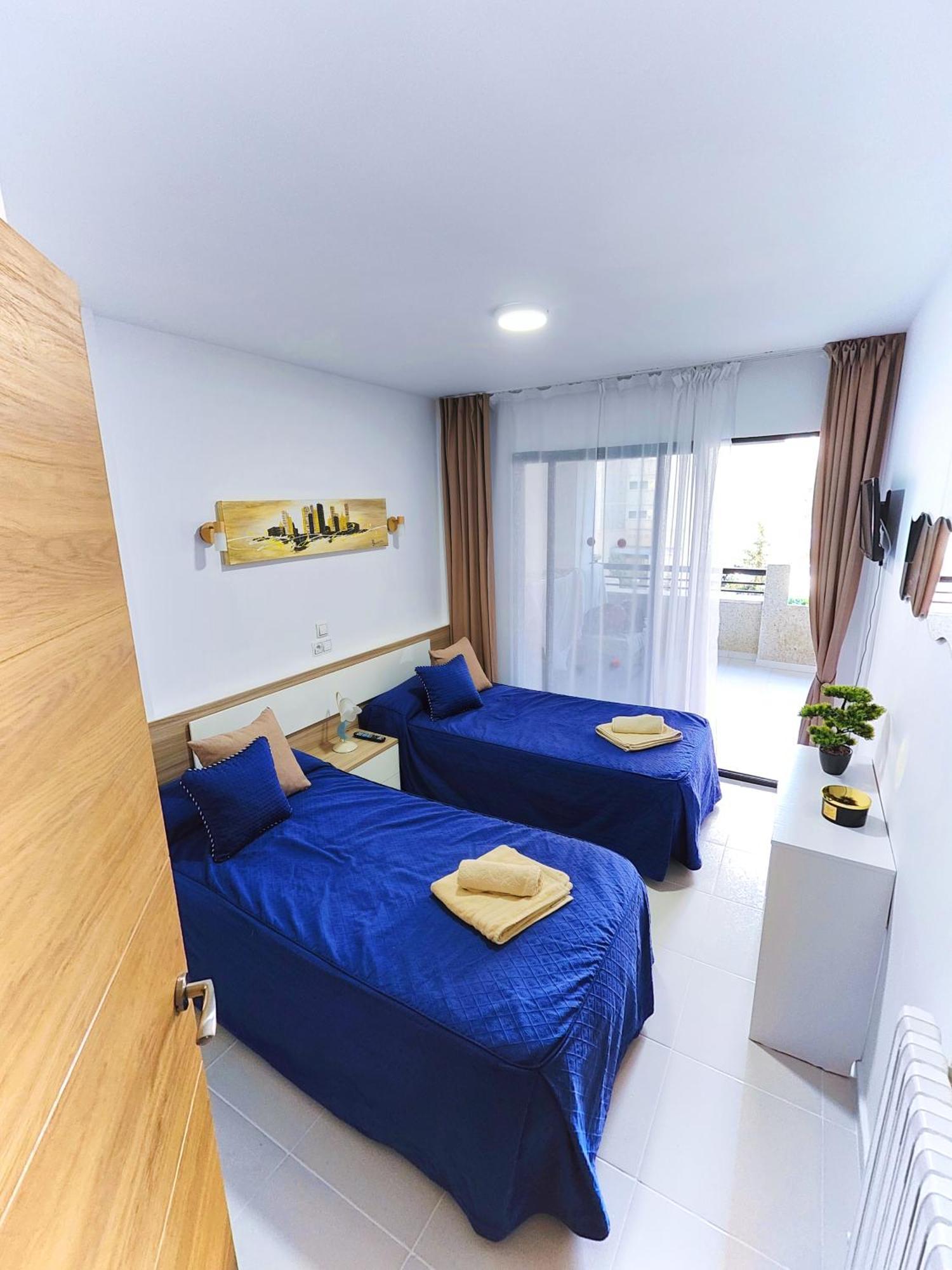 Playa Levante Lux Mar Бенидорм Экстерьер фото