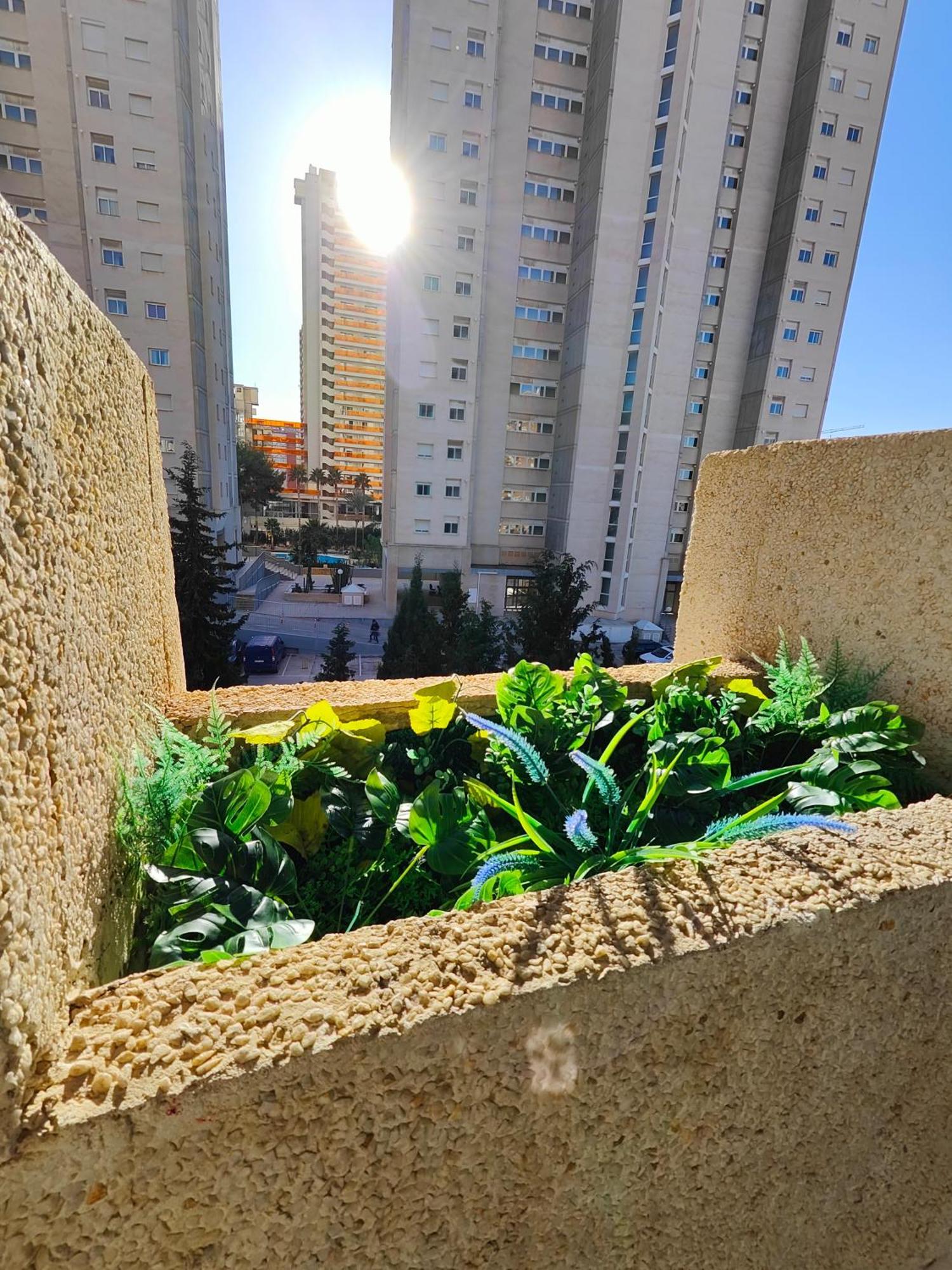 Playa Levante Lux Mar Бенидорм Экстерьер фото